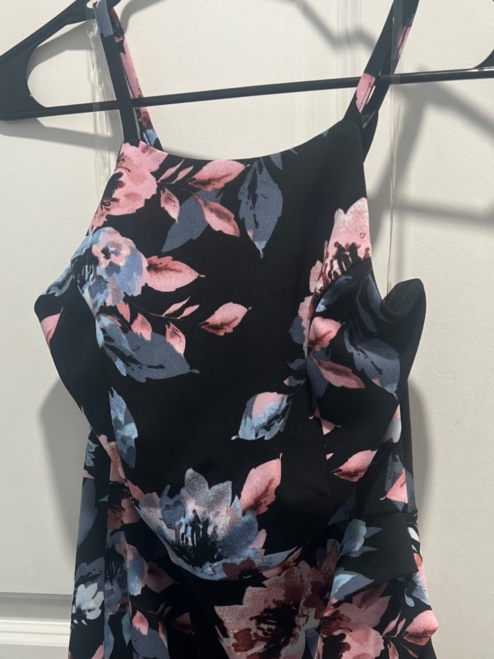 Elegant Black Floral Sleeveless Dress